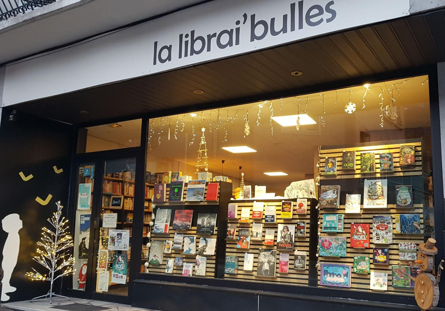 Vitrine Noël La Librai'bulles